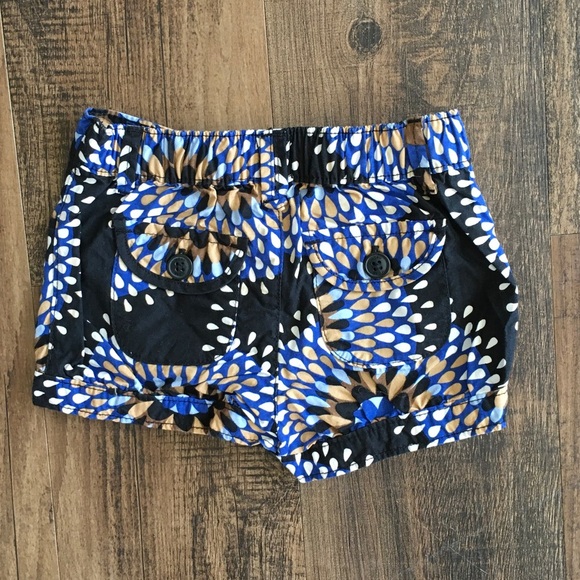 GAP Kids Black and Blue Patterned Shorts - Picture 2 of 3